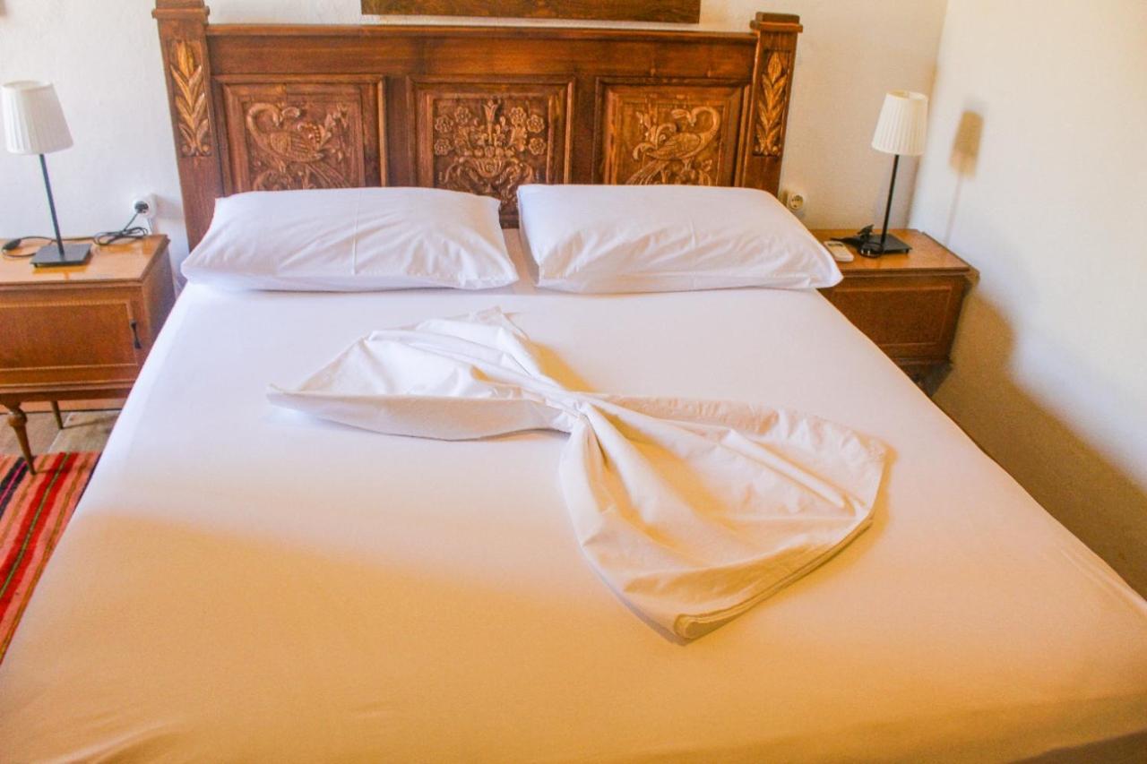 Silver Hill Guesthouse จีโรคาสเตอร์ ภายนอก รูปภาพ
